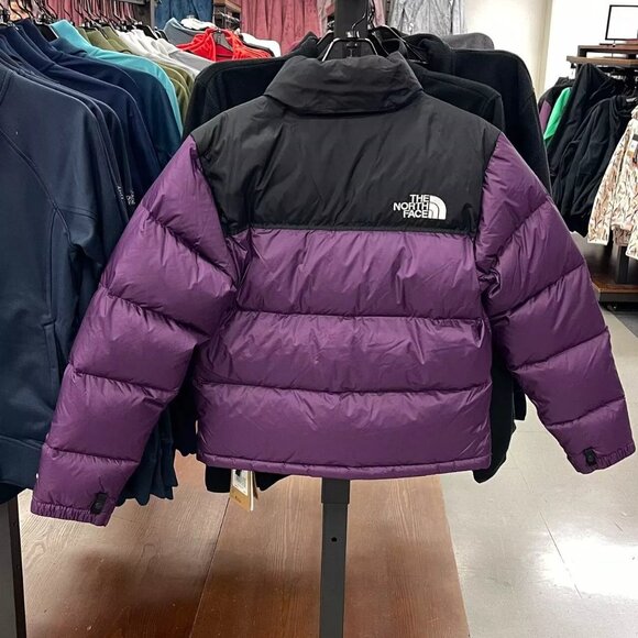 The North Face Women’s 1996 Retro Nuptse Jacket - Picture 2 of 5